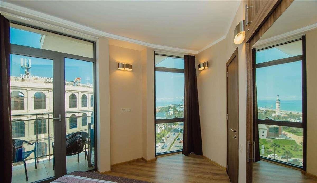 Batumi Royal Apartments Luaran gambar