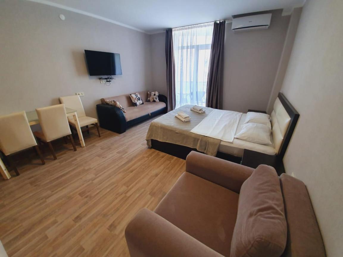 Batumi Royal Apartments Luaran gambar