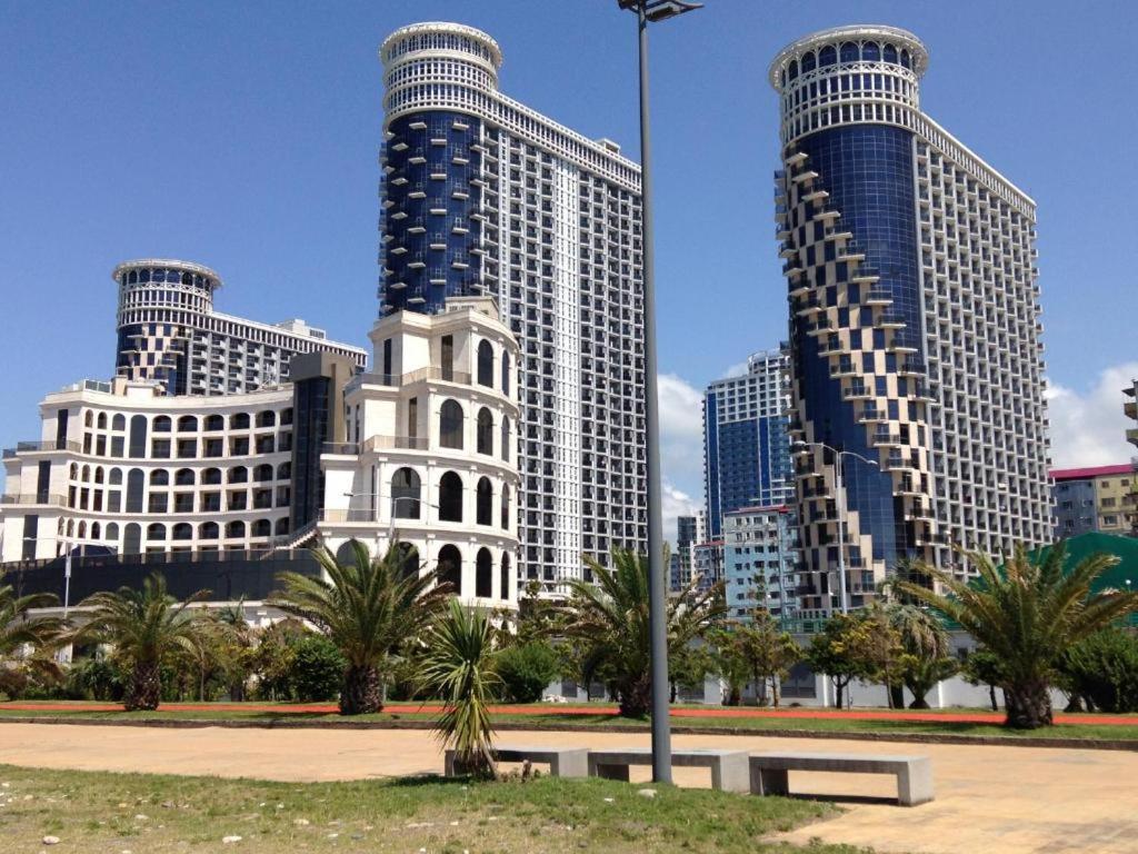 Batumi Royal Apartments Luaran gambar